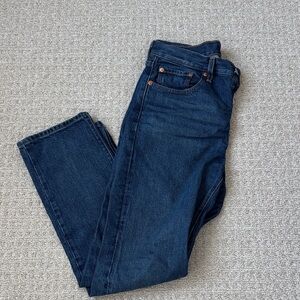 Levi’s button fly women’s 501 nwt size 28/ 30 inches